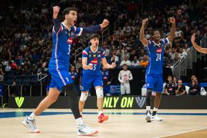 (Miniature) VNL : Les Bleus enchaînent face au Canada